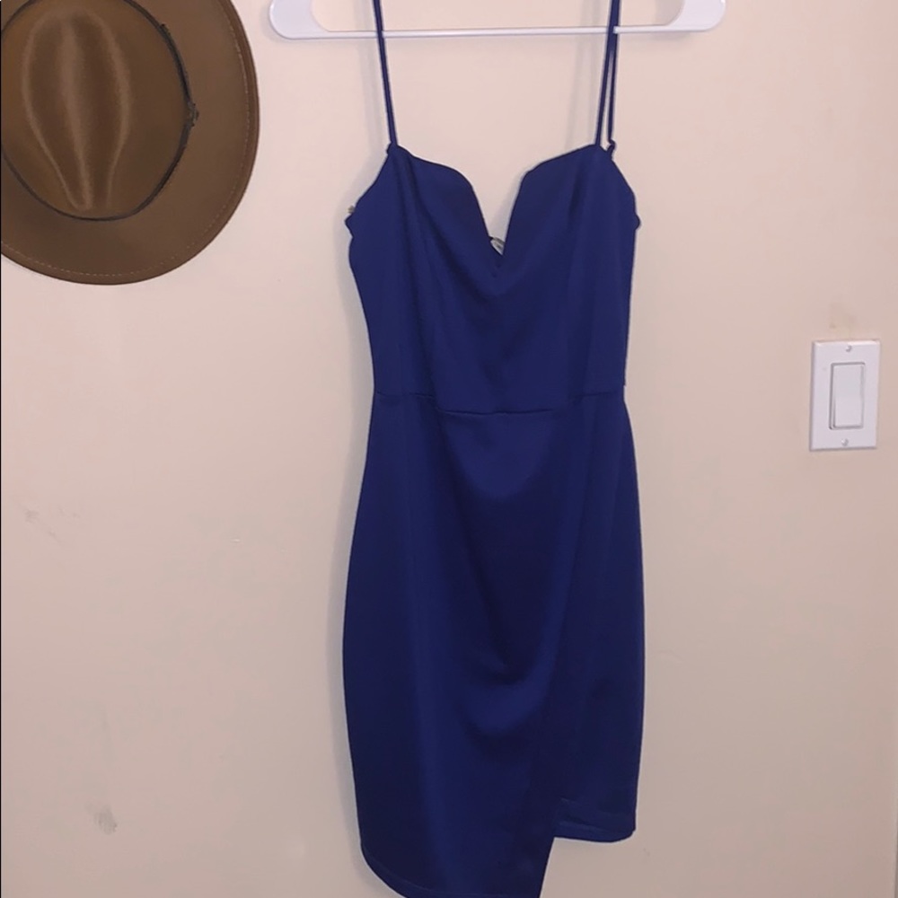 NWT Guess Dress Size Medium